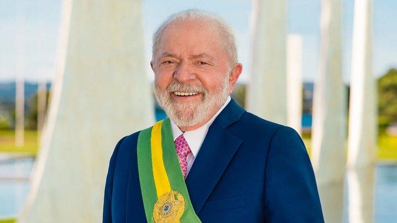 TSE dá 48 horas para Lula e Secom explicarem suposto uso de perfis oficiais em propaganda eleitoral