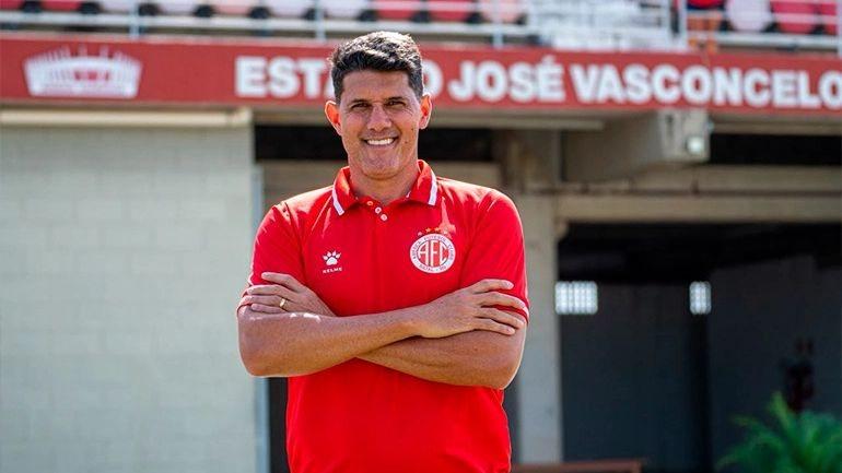 América promove mudança no comando das categorias de base e Goeber Maia assume coordenação