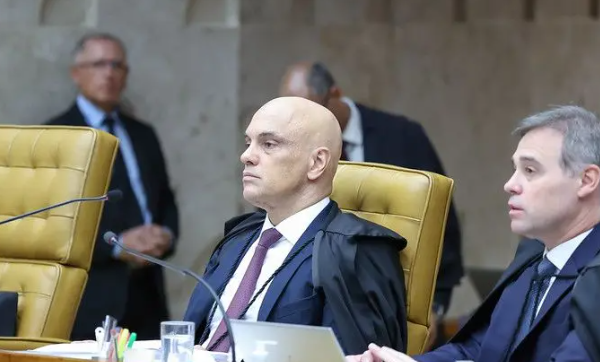 AO VIVO: STF analisa abertura de investigação sobre Alexandre de Moraes em sessão extraordinária