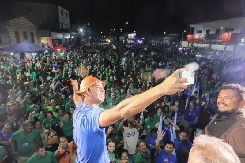 Caravana do Azulão percorre Agreste e Litoral Sul e amplia presença de Allyson nas ruas
