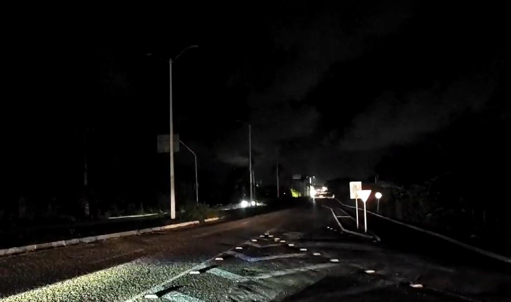 Furtos de cabos deixam trechos da Rota do Sol sem iluminação em Natal