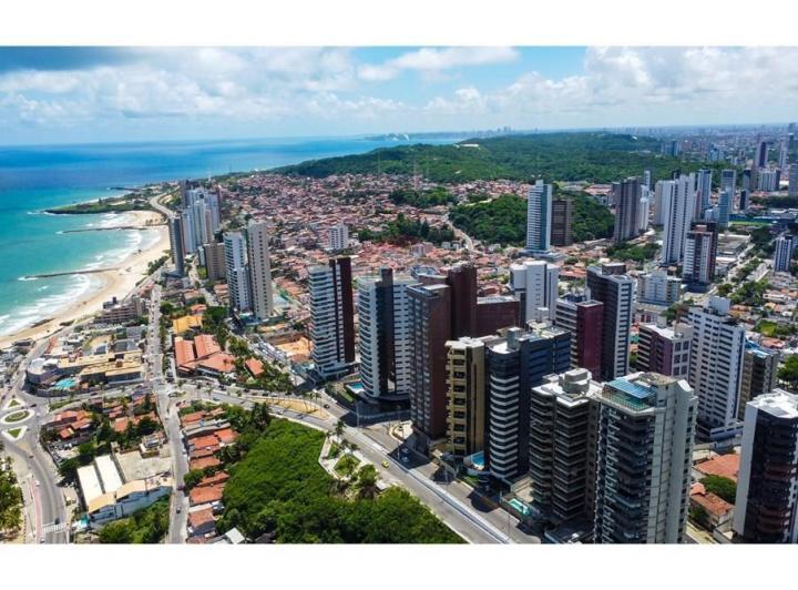 Mercado imobiliário acelera em Natal, vendas sobem 78% e cidade entra em novo ciclo de verticalização