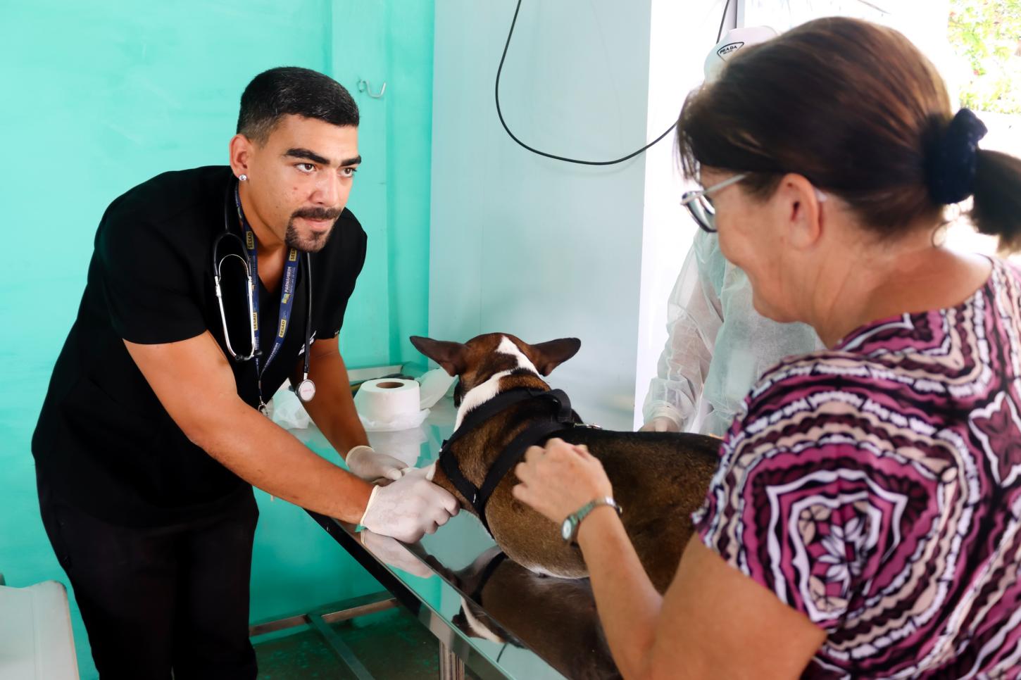 Prefeitura realiza primeira edição do Veterinários no Bairro em Pirangi do Norte