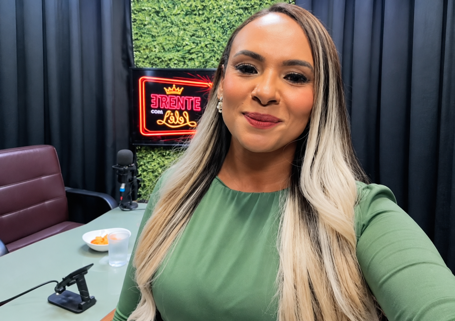 Quem é Lelê? Lenise Babados ganha espaço nas redes e passa a ser observada no cenário político de Extremoz